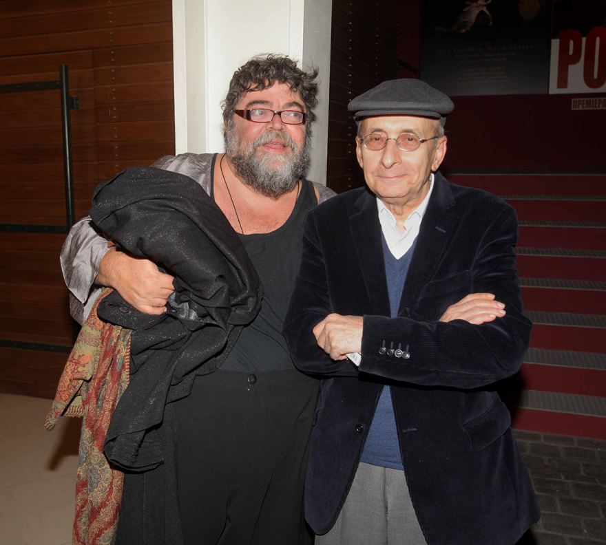 Πανελλήνια θλίψη για την απώλεια του Μάνου Ελευθερίου - Η τελευταία του «εξομολόγηση» στο ΘΕΜΑ 104,6