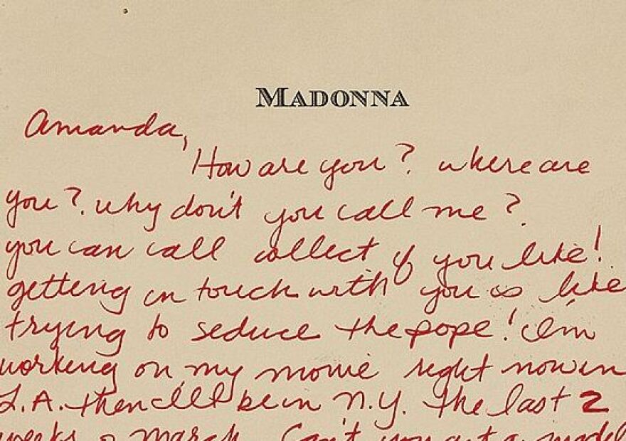 Καταγγελία 53χρονης καλλονής: Η Madonna με πολιορκούσε ερωτικά σαν... μανιακή επί δύο χρόνια