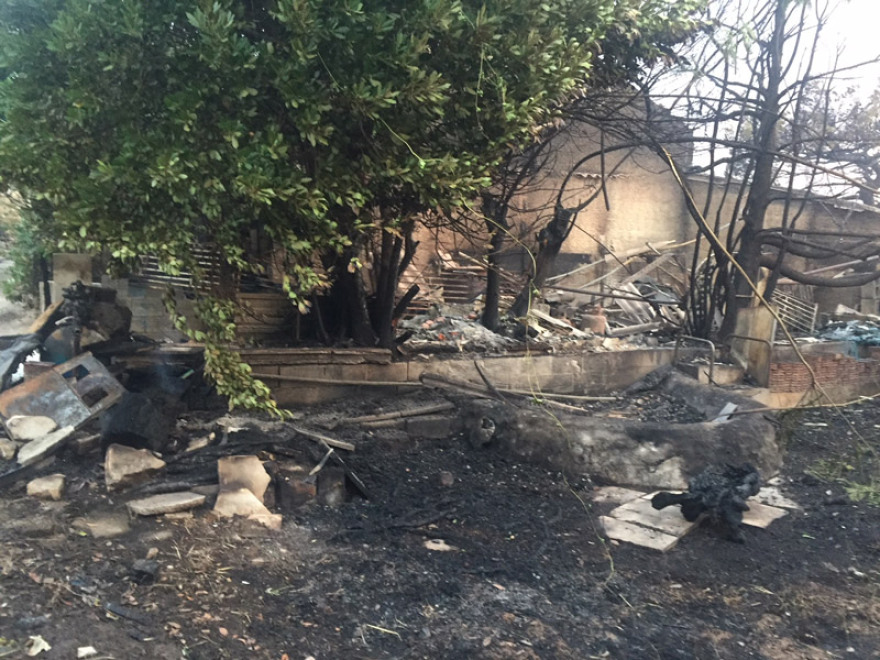 Πεντέλη: Απελπισία και οργή στ' αποκαϊδια 