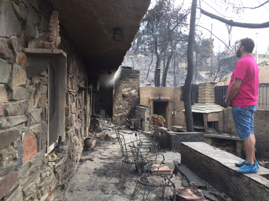 Φωτιά στην Κινέτα: Εικόνες βιβλικής καταστροφής και συγκλονιστικές μαρτυρίες για τον πύρινο εφιάλτη