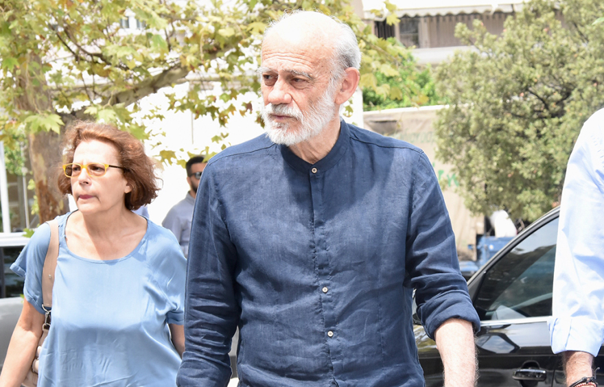 Το τελευταίο αντίο στον Μάνο Ελευθερίου