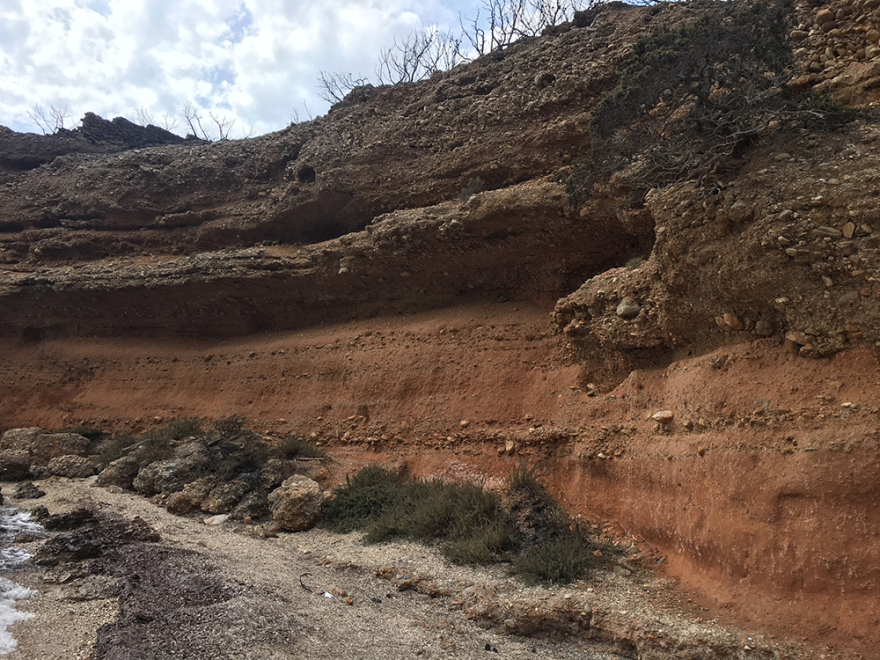 Μαρτυρίες που συγκλονίζουν: Ακούσαμε τις κραυγές του παιδιού που πήδηξε στον γκρεμό