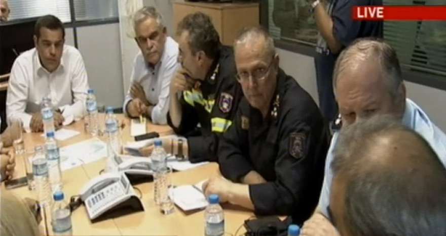 Live κυβερνητικό σόου την ώρα που μετρoύσαμε νεκρούς κι ενώ οι φλόγες καίνε την Αττική