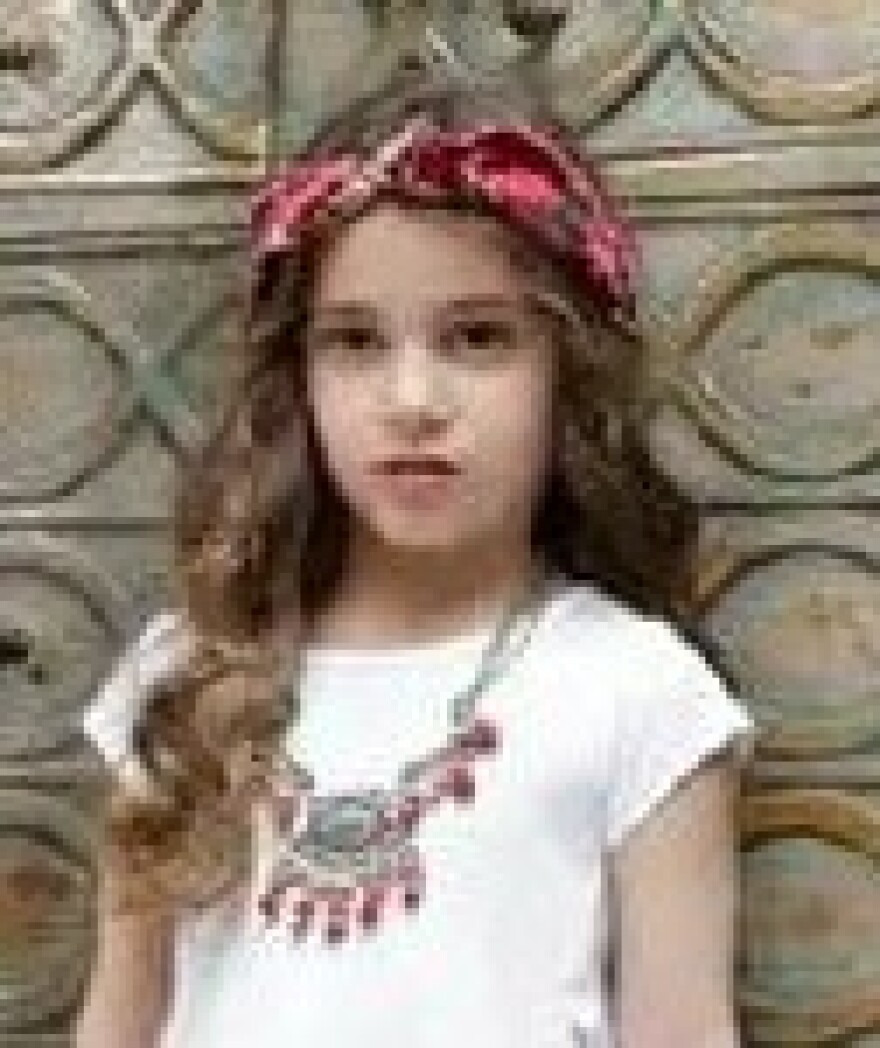 Αγνοείται μετά τη φονική πυρκαγιά η γνωστή ηθοποιός Χρύσα Σπηλιώτη και ο σύζυγός της