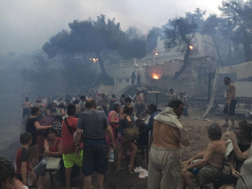 Φωτογραφίες και βίντεο: Η πιο ρεαλιστική αποτύπωση του ολέθρου από τη φωτιά στο Μάτι 