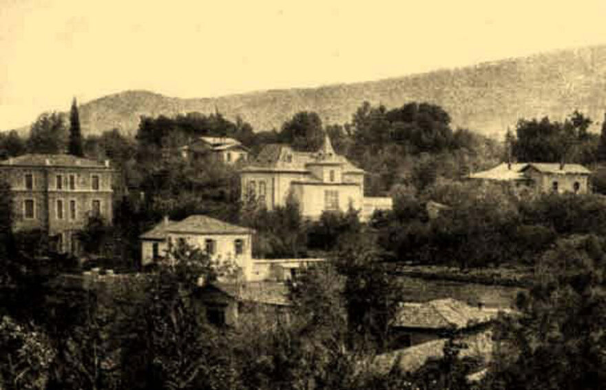 Η Κηφισιά, μια ολοκληρωμένη παρουσίαση του ωραίου αυτού  προαστίου της Αθήνας