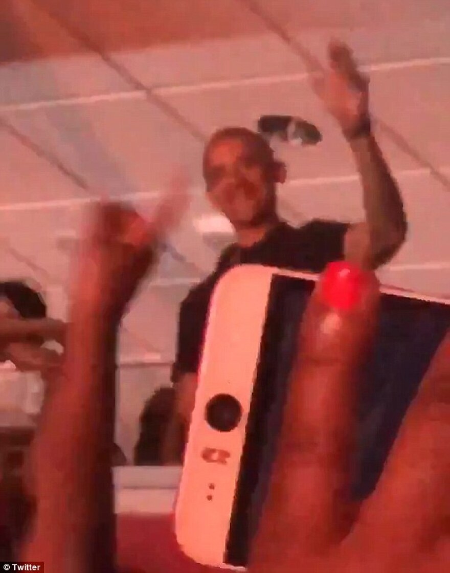 Το ζεύγος Ομπάμα «ξεσάλωσε» σε συναυλία της Μπιγιονσέ και του Τζέι -Ζ