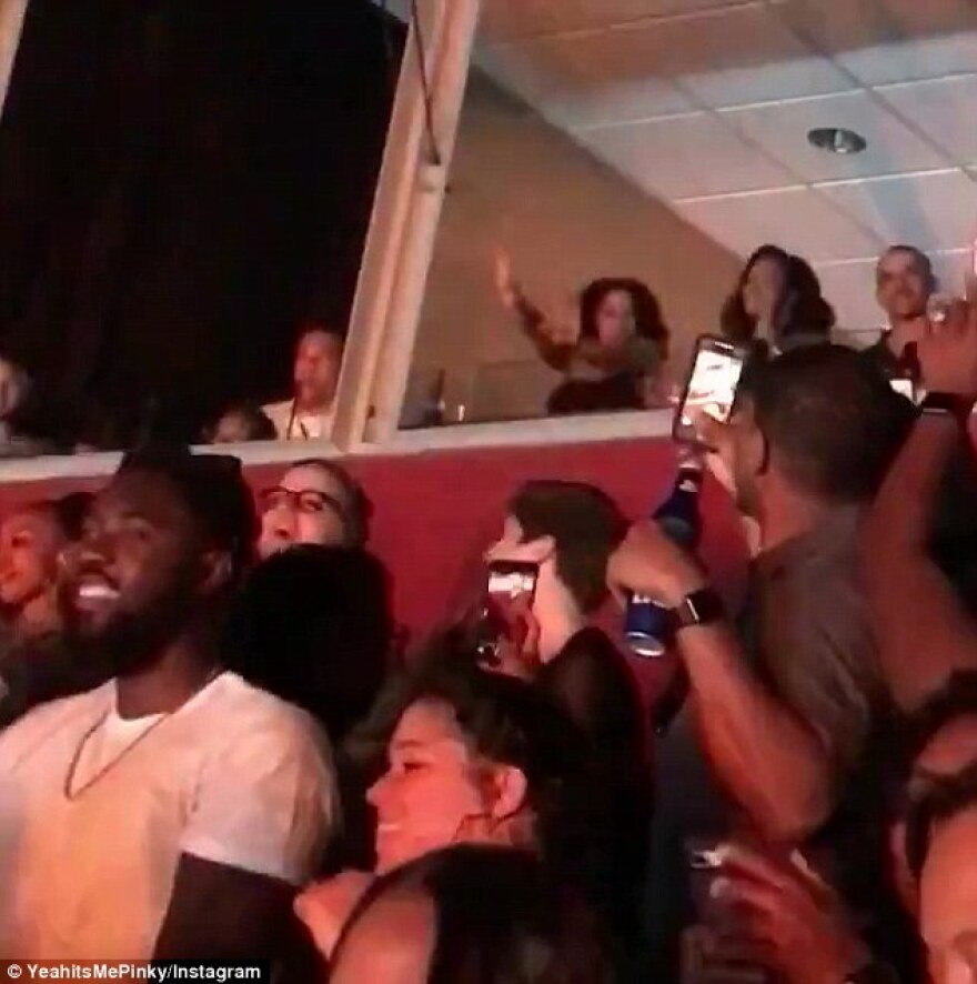 Το ζεύγος Ομπάμα «ξεσάλωσε» σε συναυλία της Μπιγιονσέ και του Τζέι -Ζ