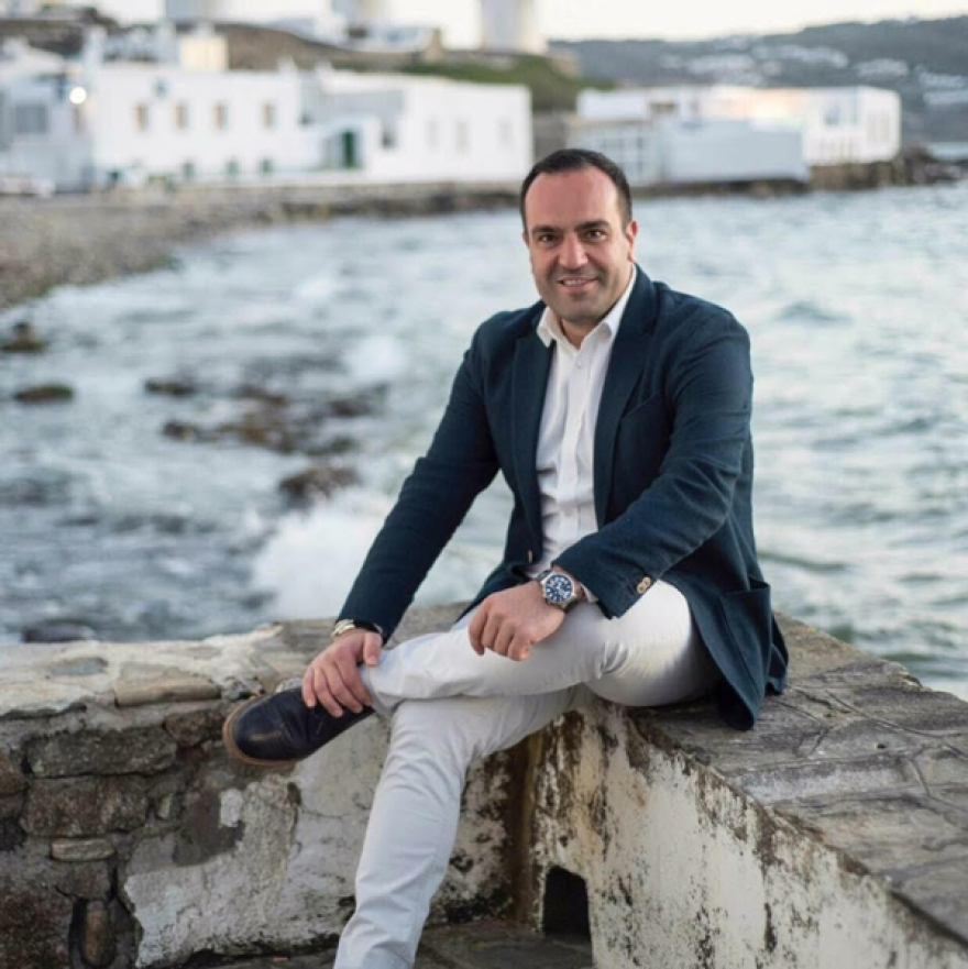 Στο έλεος των Ρομά η Μύκονος - Κραυγή αγωνίας από τον Δήμαρχο του νησιού 