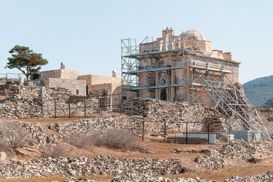 Τα μυστικά του τάφου της Αρχόντισσας στη Σίκινο: Μια σπουδαία αρχαιολογική ανάκαλυψη