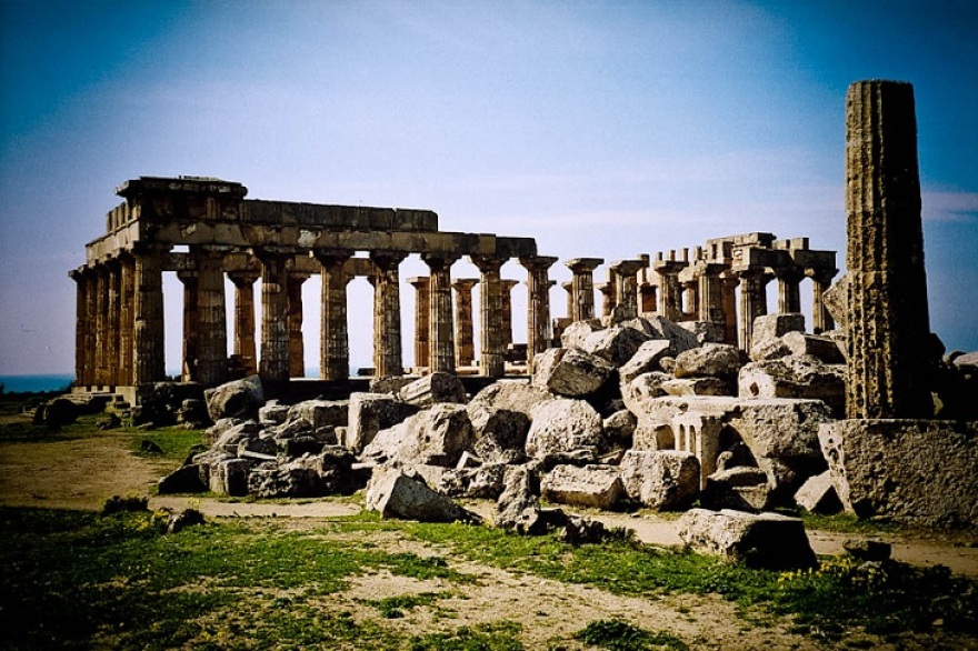 Κουίζ: Σε ποιον αρχαίο ελληνικό ναό βρέθηκε η Ιρίνα Σάικ;