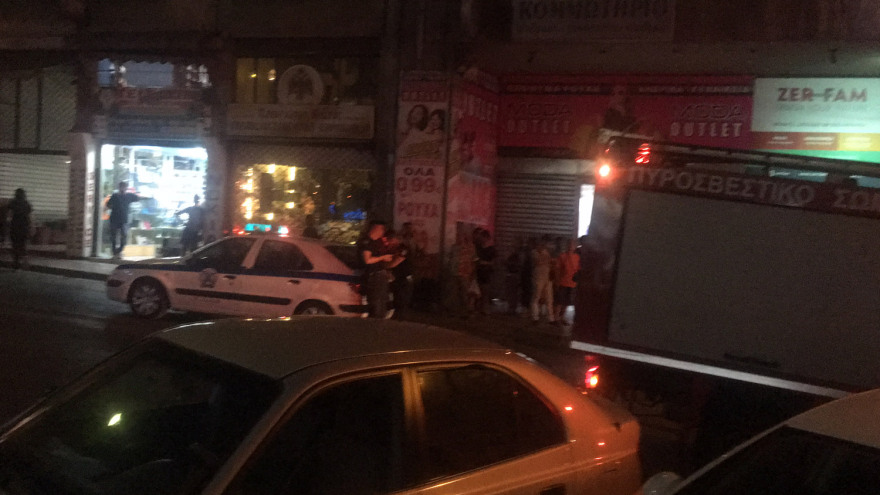 Εκκενώθηκε ξενοδοχείο στην Χαλκοκονδύλη μετά από πυρκαγιά