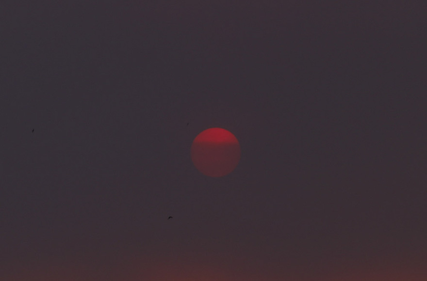  Κρύφτηκε ο ήλιος στην Αττική από την φωτιά στην Εύβοια