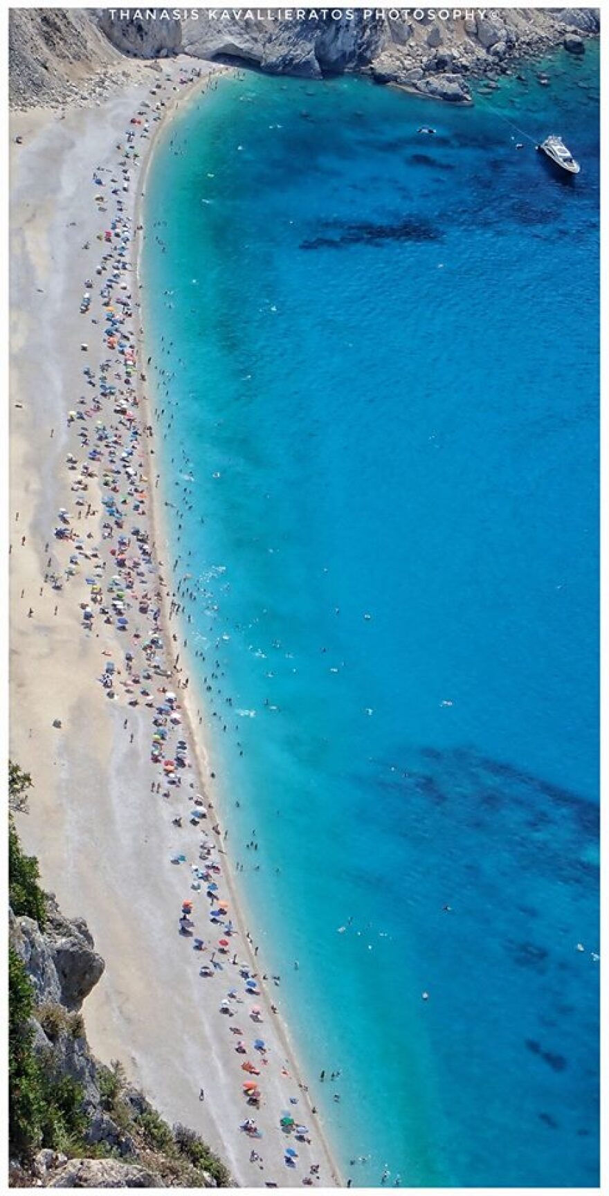 Το αδιαχώρητο στον Μύρτο λίγο πριν τον Δεκαπενταύγουστο