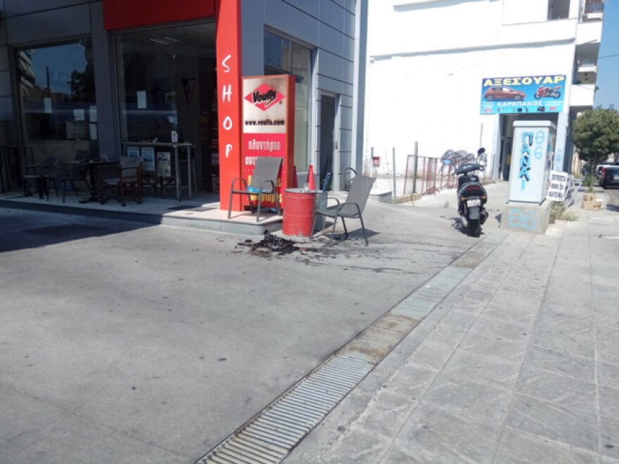  Αγρίνιο: Φωτιά σε βενζινάδικο – Στο νοσοκομείο δύο γυναίκες (φωτογραφίες)