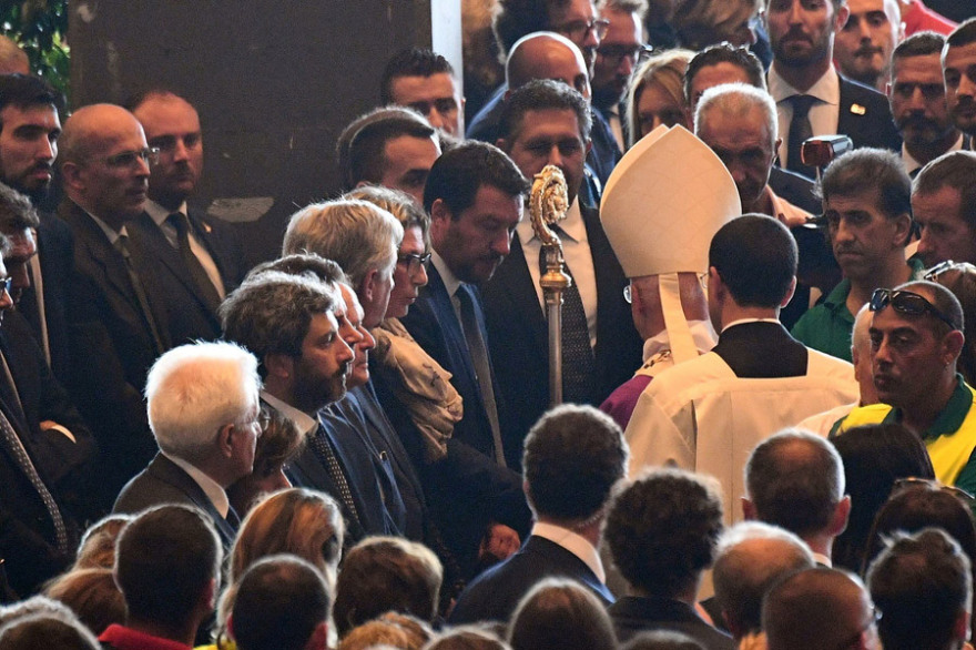 Ιταλία: Στους 40 οι νεκροί από την κατάρρευση της γέφυρας στη Γένοβα