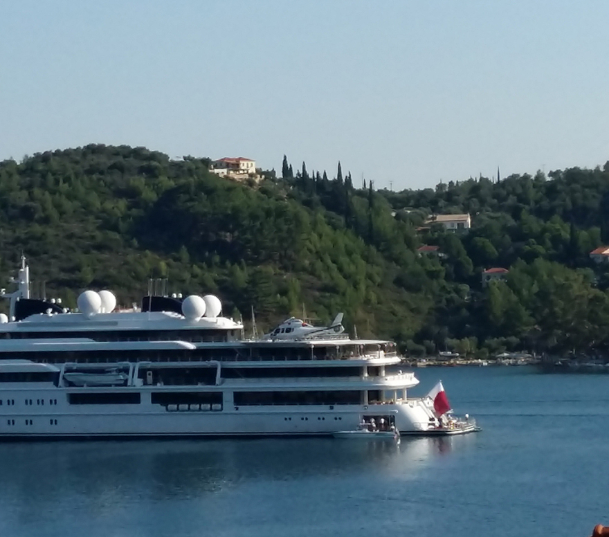 Βίντεο: Στην Ιθάκη η υπερπολυτελής θαλαμηγός «KATARA» της βασιλικής οικογένειας του Κατάρ