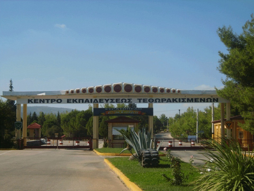 Η σκοπιά της Γριάς: Ο θρύλος που στοιχειώνει το Κέντρο Τεθωρακισμένων στον Αυλώνα 