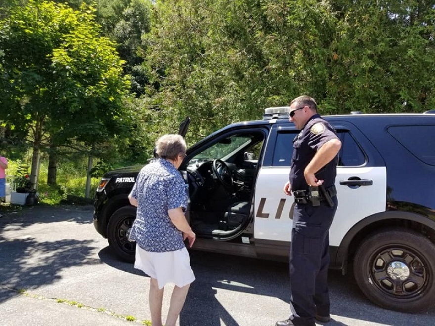 ΗΠΑ: Συνέλαβαν 93χρονη επίτηδες και ήταν δώρο γενεθλίων  (φωτογραφίες) 