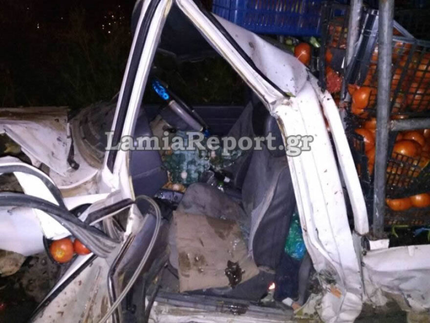 Λαμία: Σοβαρό τροχαίο με δυο τραυματίες