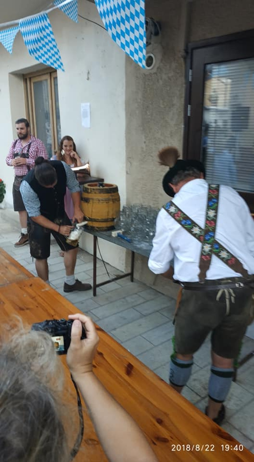 Βίντεο: Γάμος με άρωμα... Oktoberfest στα Ζωνιανά 
