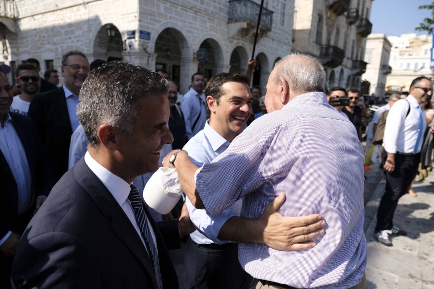 Τσίπρας: Στόχος να κερδίσουμε το στοίχημα της εργασίας 