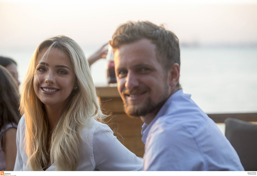 «Κόλαση» η σύντροφος του Κολάσο: Δείτε τη γυναίκα που θα κάνει πάταγο στις εξέδρες του «Κλεάνθης Βικελίδης»!