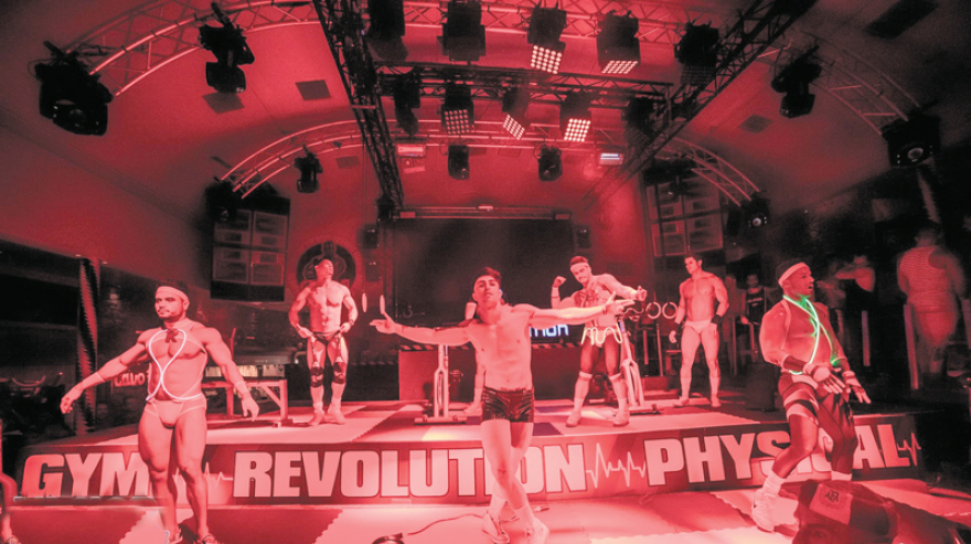 Μύκονος: Gay πάρτυ  με εισιτήριo  600 ευρώ!