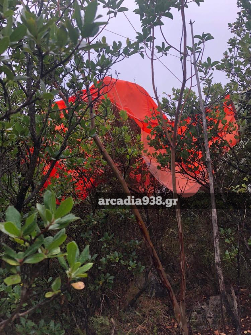 Νεκρός εντοπίστηκε ο κυβερνήτης του εκπαιδευτικού αεροσκάφους Τ-2 που συνετρίβη ανάμεσα σε Καλαμάτα και Σπάρτη