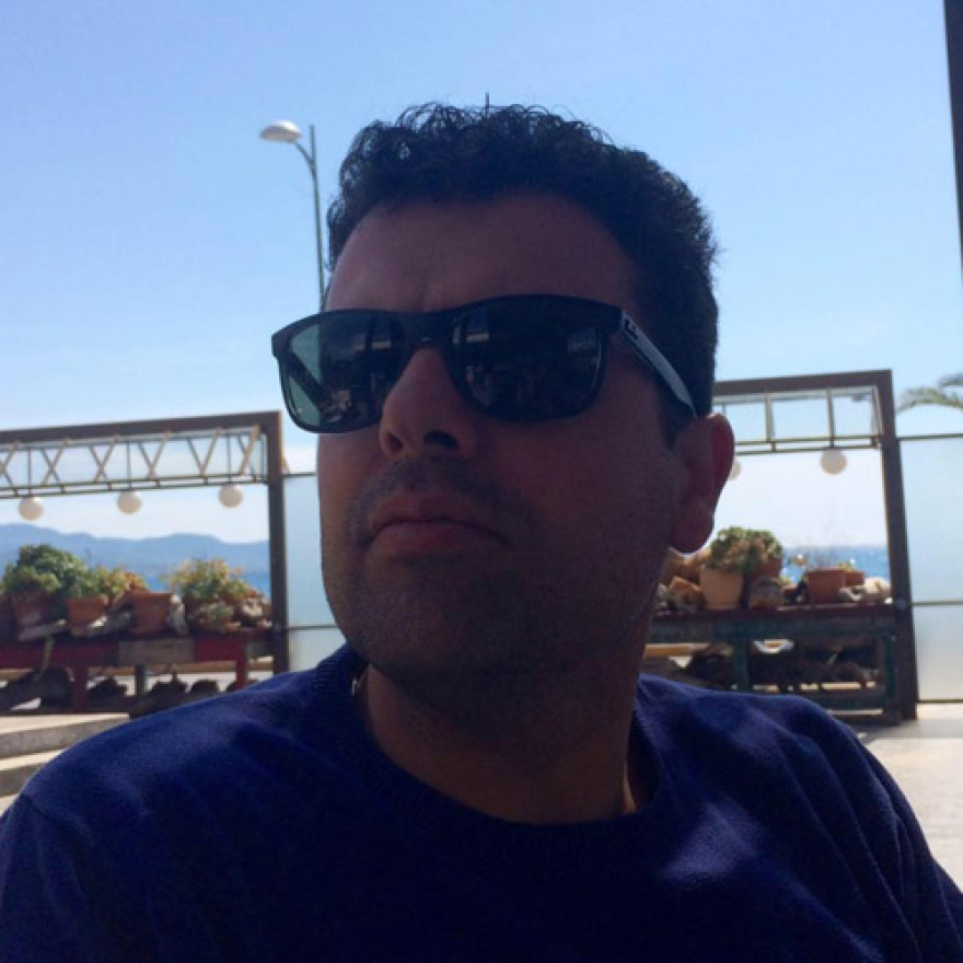 Θρήνος στην Εύβοια για τον επισμηναγό που σκοτώθηκε από τη συντριβή του αεροσκάφους Τ-2