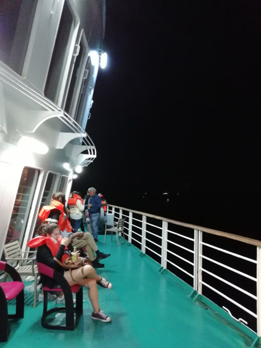 Μαρτυρία σοκ του δημάρχου Πλατανιά για τη φωτιά στο «Ελ.Βενιζέλος»: Μας μοίρασαν σωσίβια και άρχισαν να κατεβάζουν βάρκες...