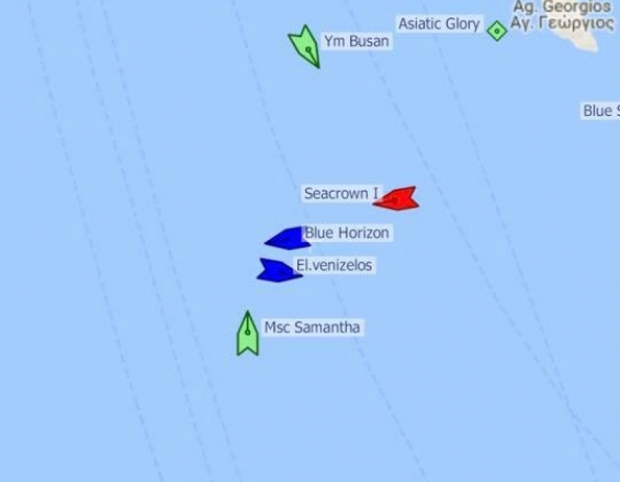 Φωτιά στο πλοίο «Ελευθέριος Βενιζέλος»: Ξεκίνησε από φορτηγό που μετέφερε πλαστικά 