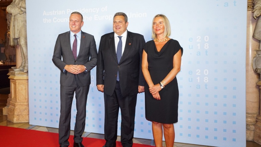 Καμμένος εναντίον Ντιμιτρόφ: Η δήλωσή του ότι είναι «Μακεδόνας» εξοργίζει τους Έλληνες και δυναμιτίζει την προσπάθεια λύσης