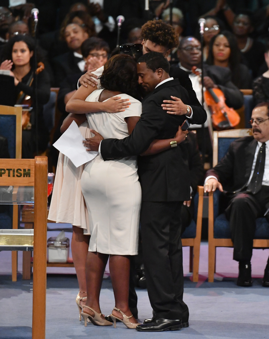 Συγκίνηση για την Αρίθα Φράνκλιν: Μία γιορτή το τελευταίο «Respect» στη «Βασίλισσα της Soul»