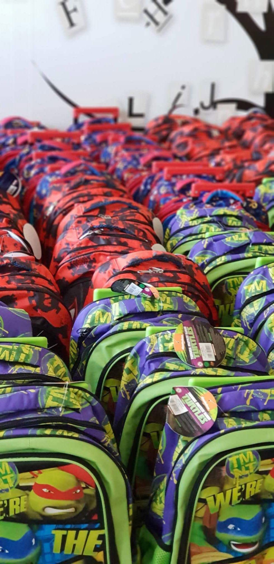 Τα καταστήματα PUBLIC στηρίζουν τις πυρόπληκτες οικογένειες