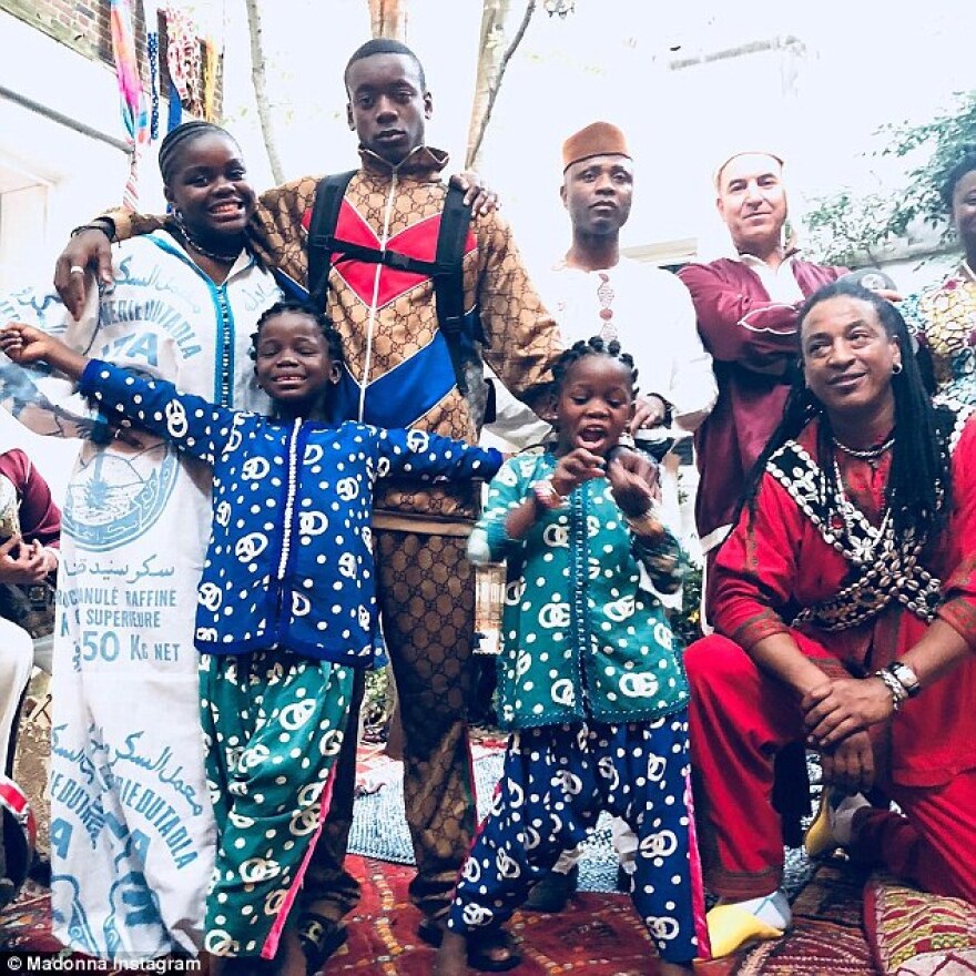 Ο... αφρικάνικος χορός της Madonna για τα γενέθλια του γιου της 