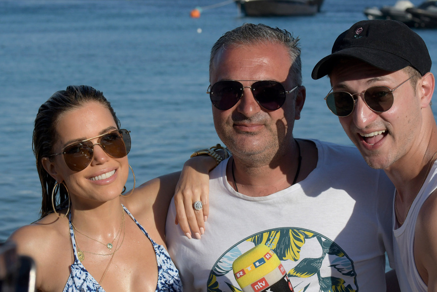 Mykonos live TV: Το κανάλι που διαφημίζει την Ελλάδα σε όλο τον κόσμο