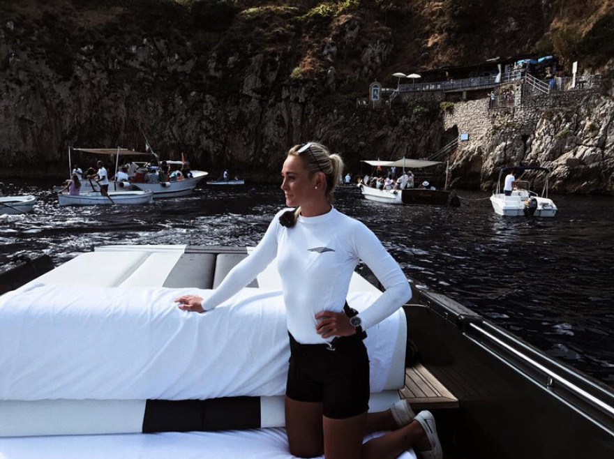 Θρίλερ με το θάνατο 20χρονης Αυστραλής σε θαλαμηγό στην Κεφαλονιά