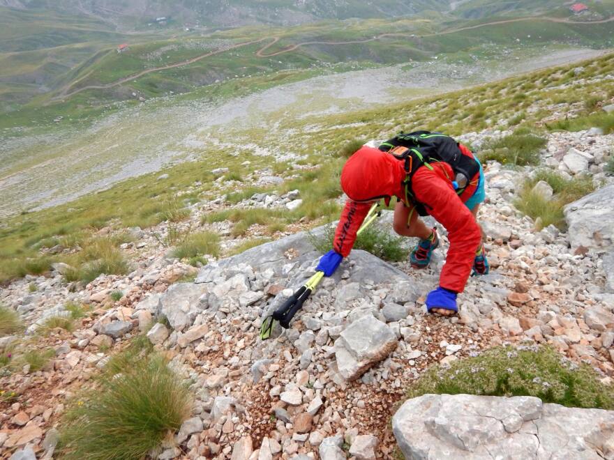 Ασημίνα Ιγγλέζου: Από τη Μύκονο με τα στρινγκ μαγιό στην Πίνδο για ορειβασία