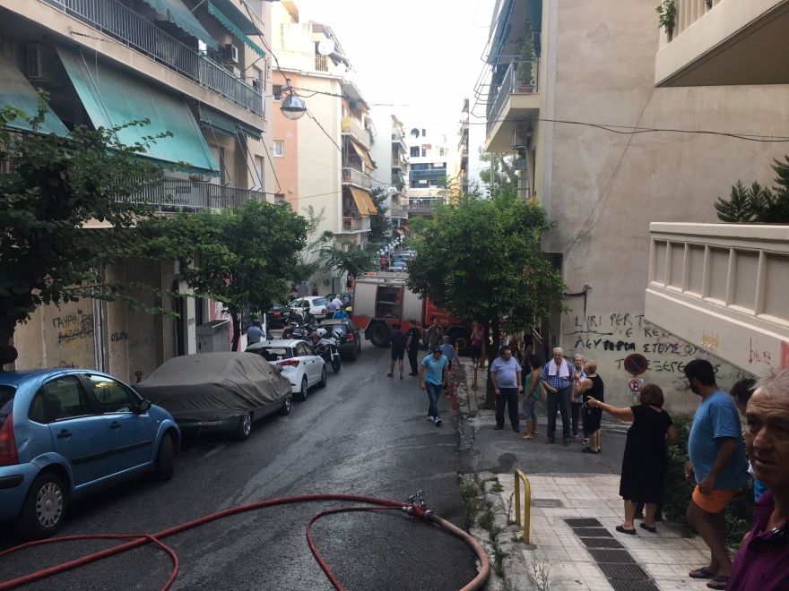 Ζωγράφου: Πυρκαγιά σε διαμέρισμα  - Απεγκλώβισαν ηλικιωμένη