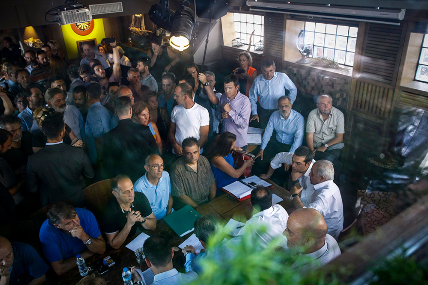 Ο Τσίπρας πήγε στο Μάτι 42 μέρες μετά την τραγωδία για να ακούσει...