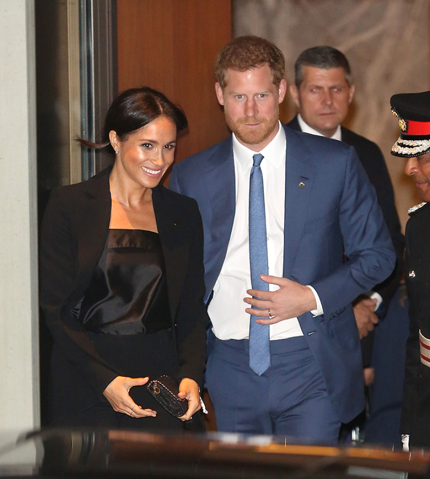 Ο πρίγκιπας Harry και η Meghan Markle μοίρασαν χαμόγελα σε μικρούς ασθενείς