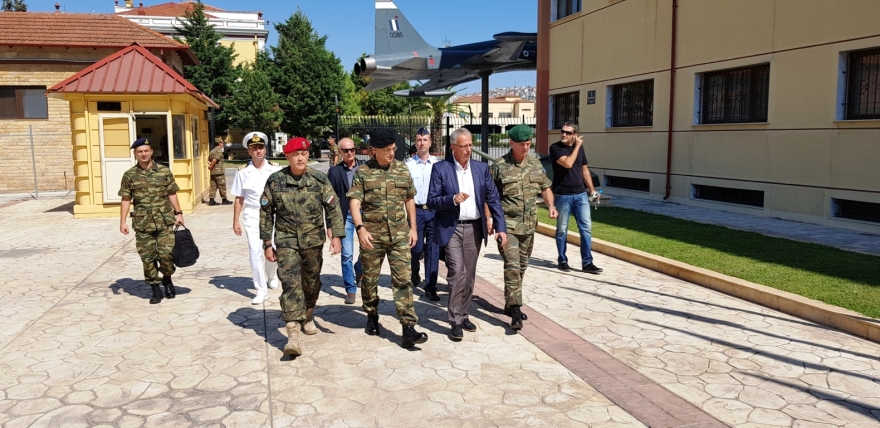 Ρήγας: Η χρήση όπλων είναι το τελευταίο εάν και εφόσον απειλείται η εδαφική ακεραιότητα μιας χώρας
