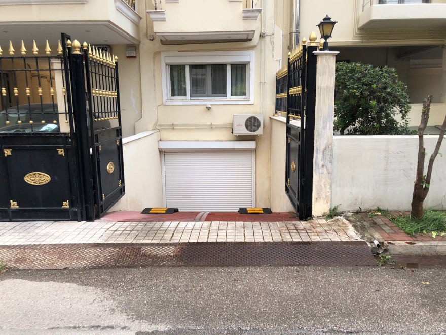 Σοκ στο Ψυχικό για την «ενέδρα θανάτου» στον φαρμακοποιό - Τι λένε οι γείτονες