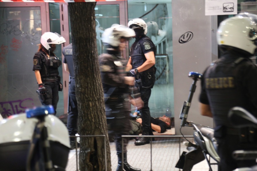 ΔΕΘ 2018: Αγρια επεισόδια - Η αστυνομία «έπνιξε» τη Θεσσαλονίκη στα χημικά - Θύματα μικρά παιδιά