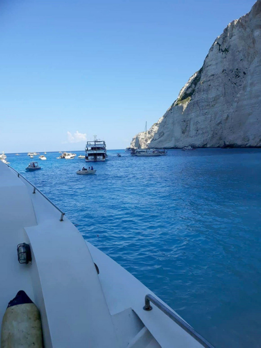 Κλείνει το Ναυάγιο στη Ζάκυνθο μετά την κατολίσθηση