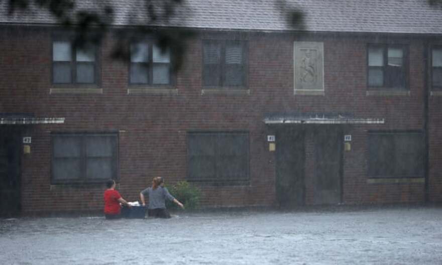Τυφώνας Florence: Στο έλεος οι ανατολικές ακτές με επικίνδυνες πλημμύρες 