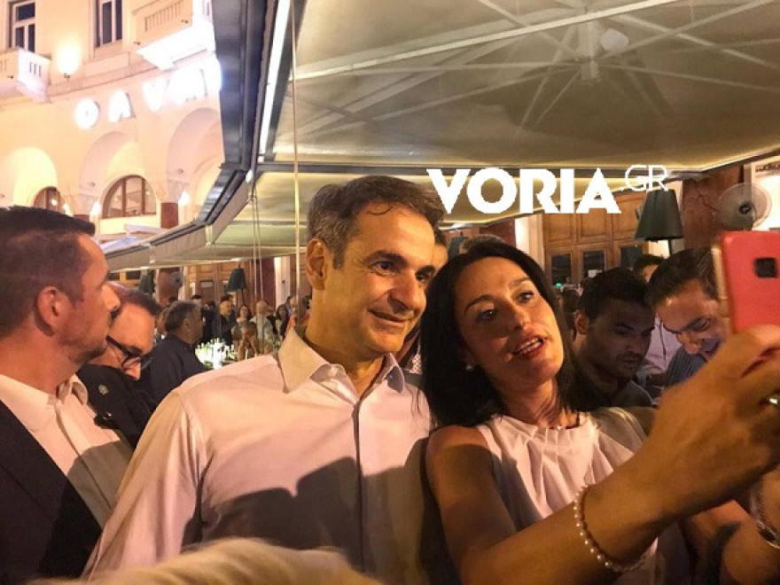 Στα περίπτερα της ΔΕΘ ο Κυριάκος Μητσοτάκης - Στις 8 η κεντρική ομιλία του