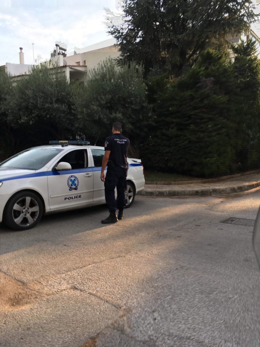 Δυστύχημα - σοκ στη Βούλα: Σκοτώθηκε στο μπαλκόνι  σπιτιού 42χρονη γυναίκα