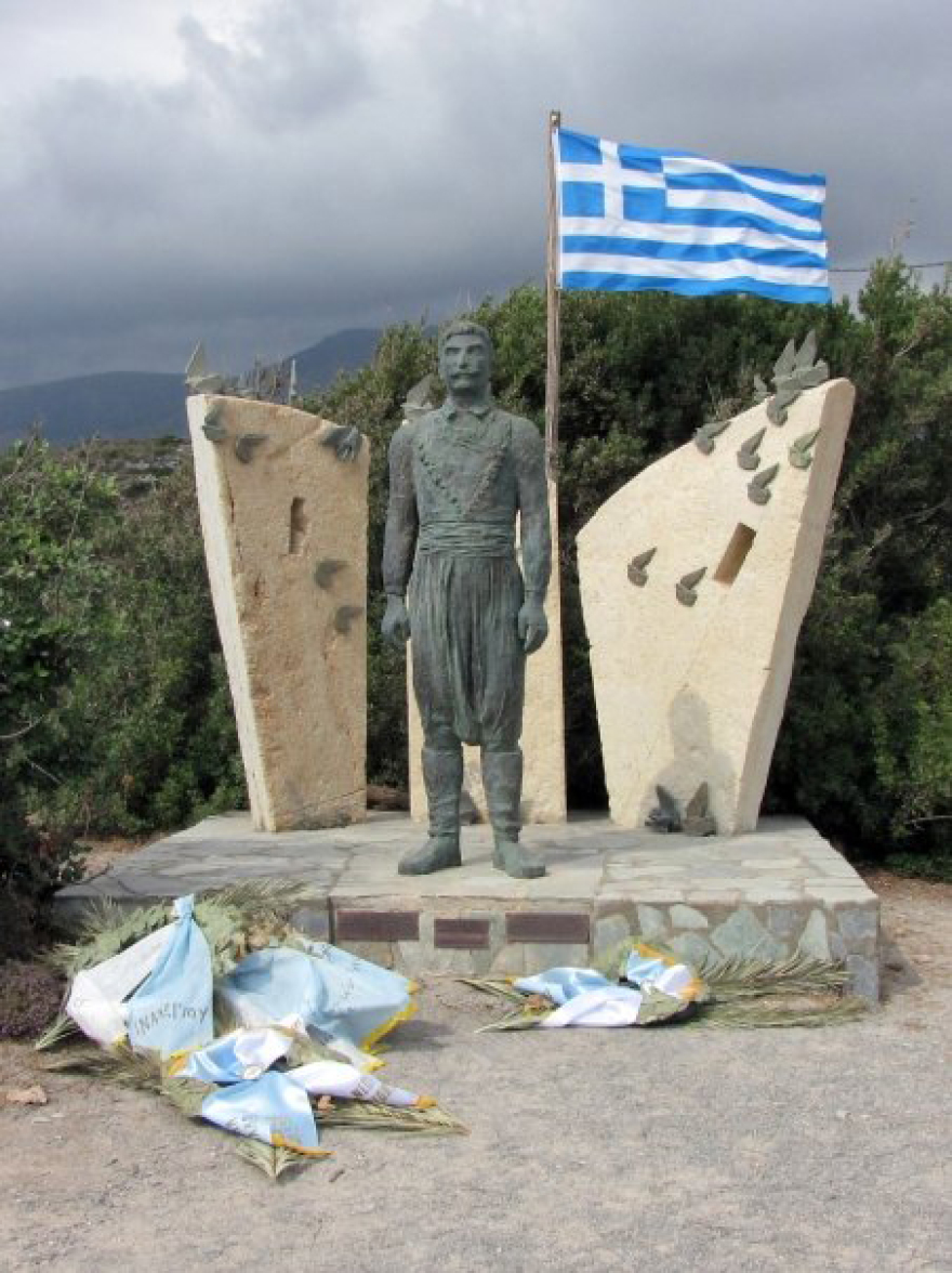 Το μαγευτικό Ελαφονήσι της Κρήτης και οι απίστευτες ιστορίες που συνδέονται με αυτό